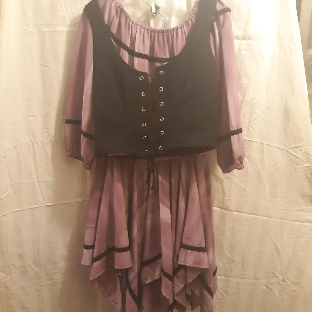 Pirate/nomad costume